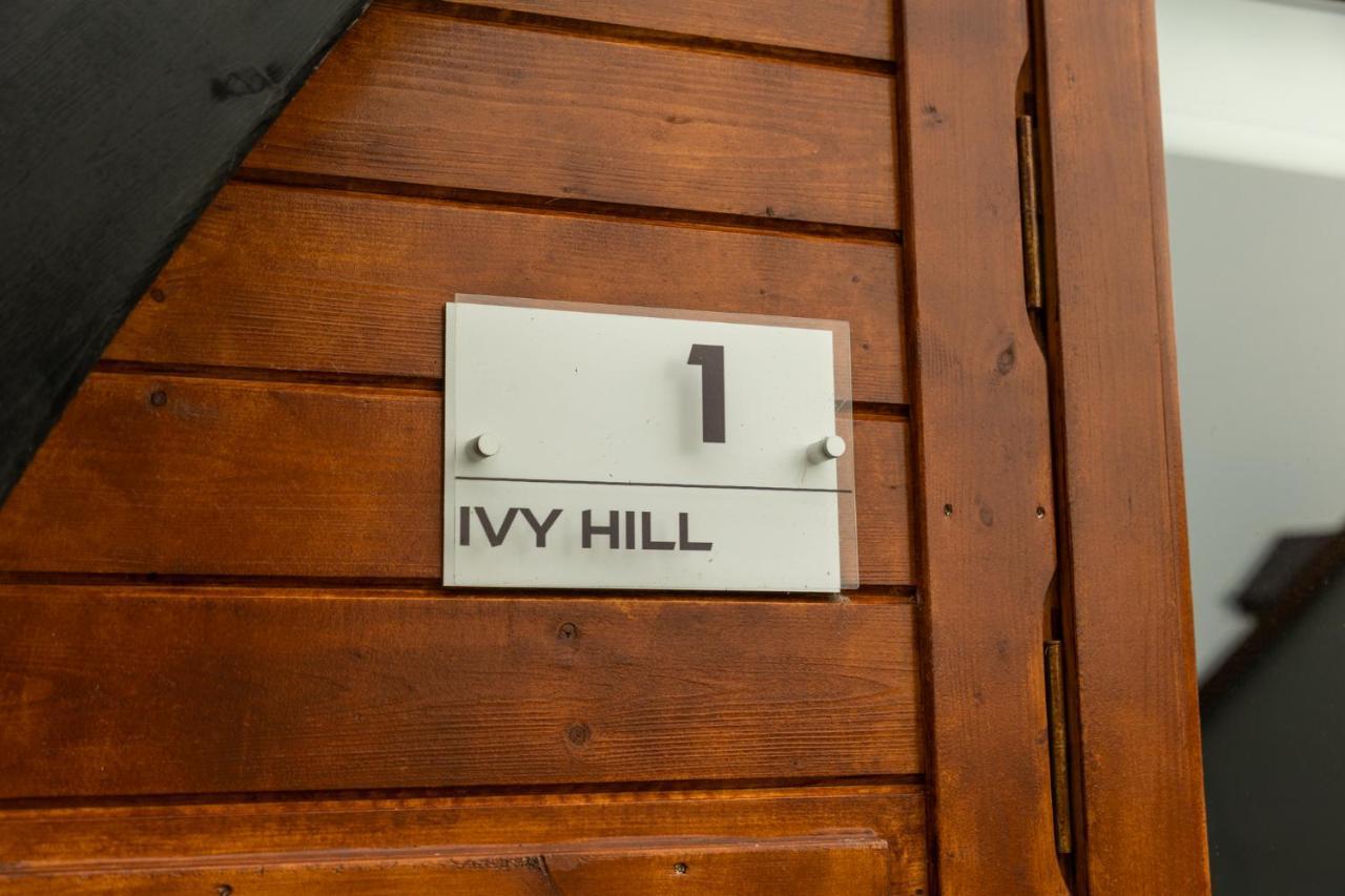 Ivy Hill Glamping Pod Apartment Ennis Exterior photo